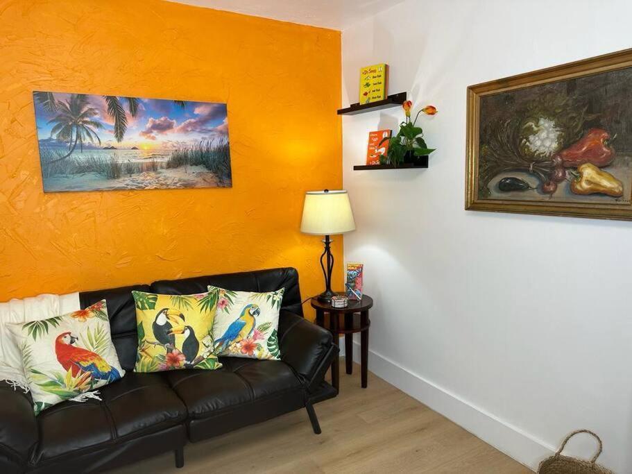 Sleeps 3, Casa Tropical In Miami公寓 外观 照片