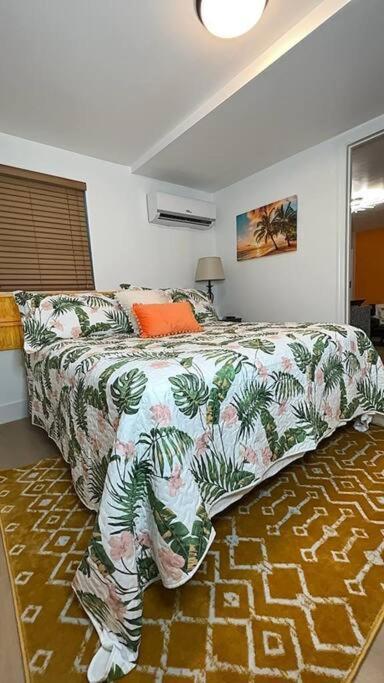 Sleeps 3, Casa Tropical In Miami公寓 外观 照片